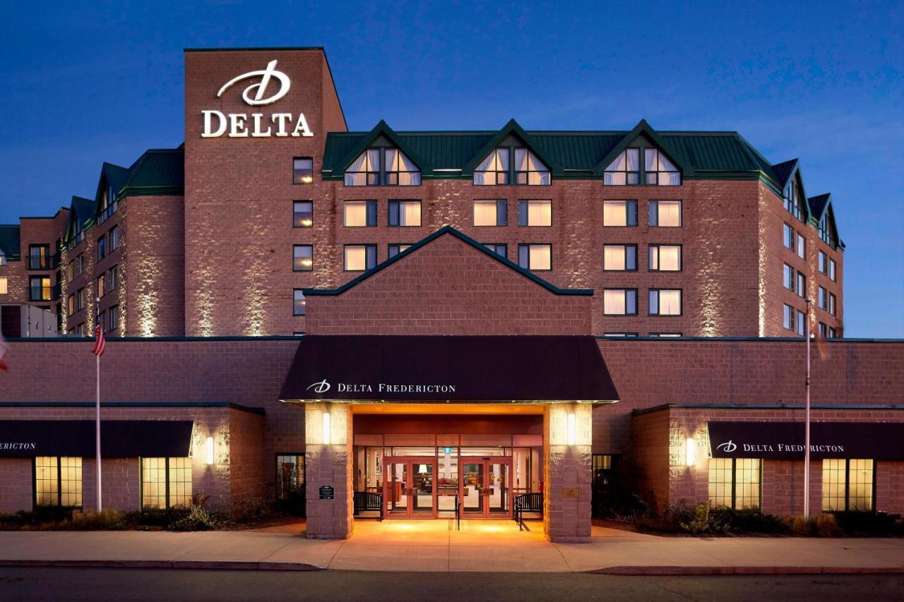 Delta Hotels By Marriott Фредериктон Экстерьер фото